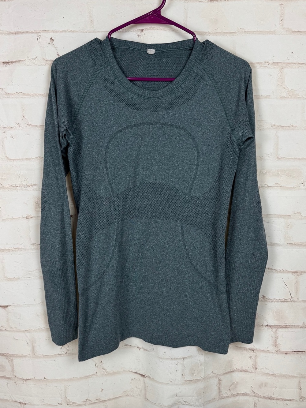 Lululemon Swiftly Tech Long Sleeve Green Womens 8